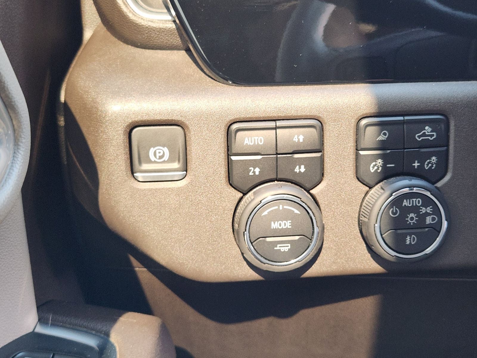 2025 Chevrolet Silverado 3500HD LTZ