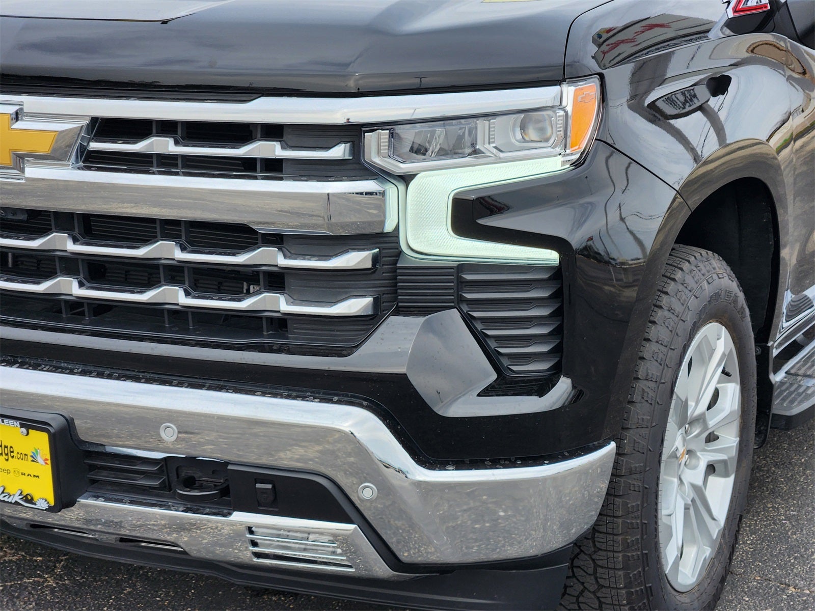 2025 Chevrolet Silverado 1500 LTZ