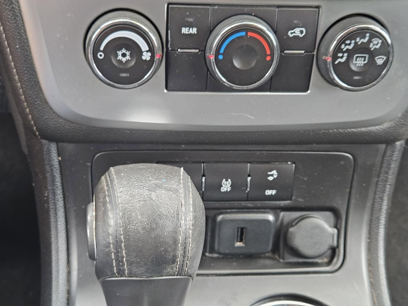 2015 GMC Acadia SLE-2