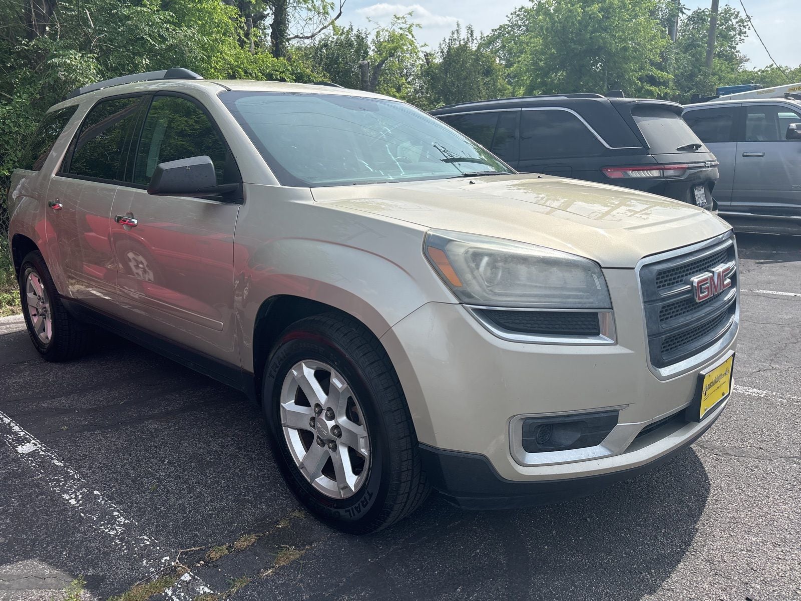 2015 GMC Acadia SLE-2