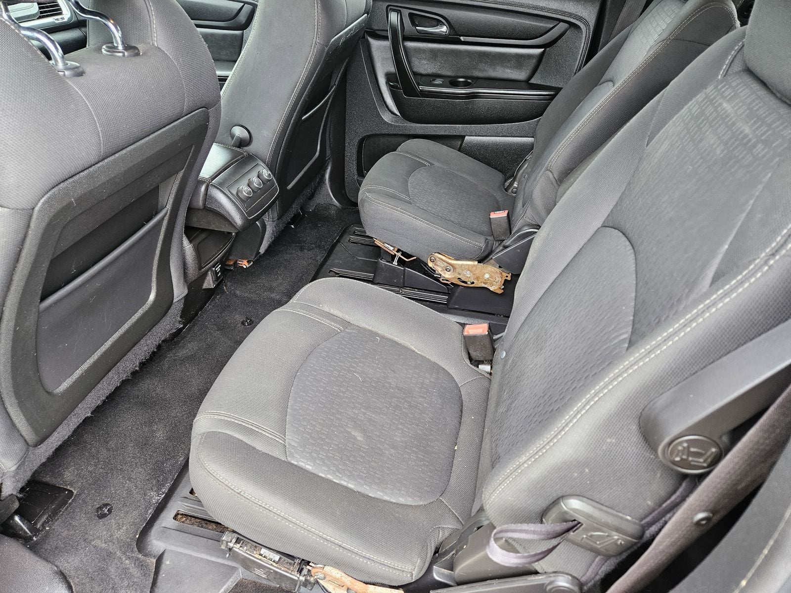 2015 GMC Acadia SLE-2