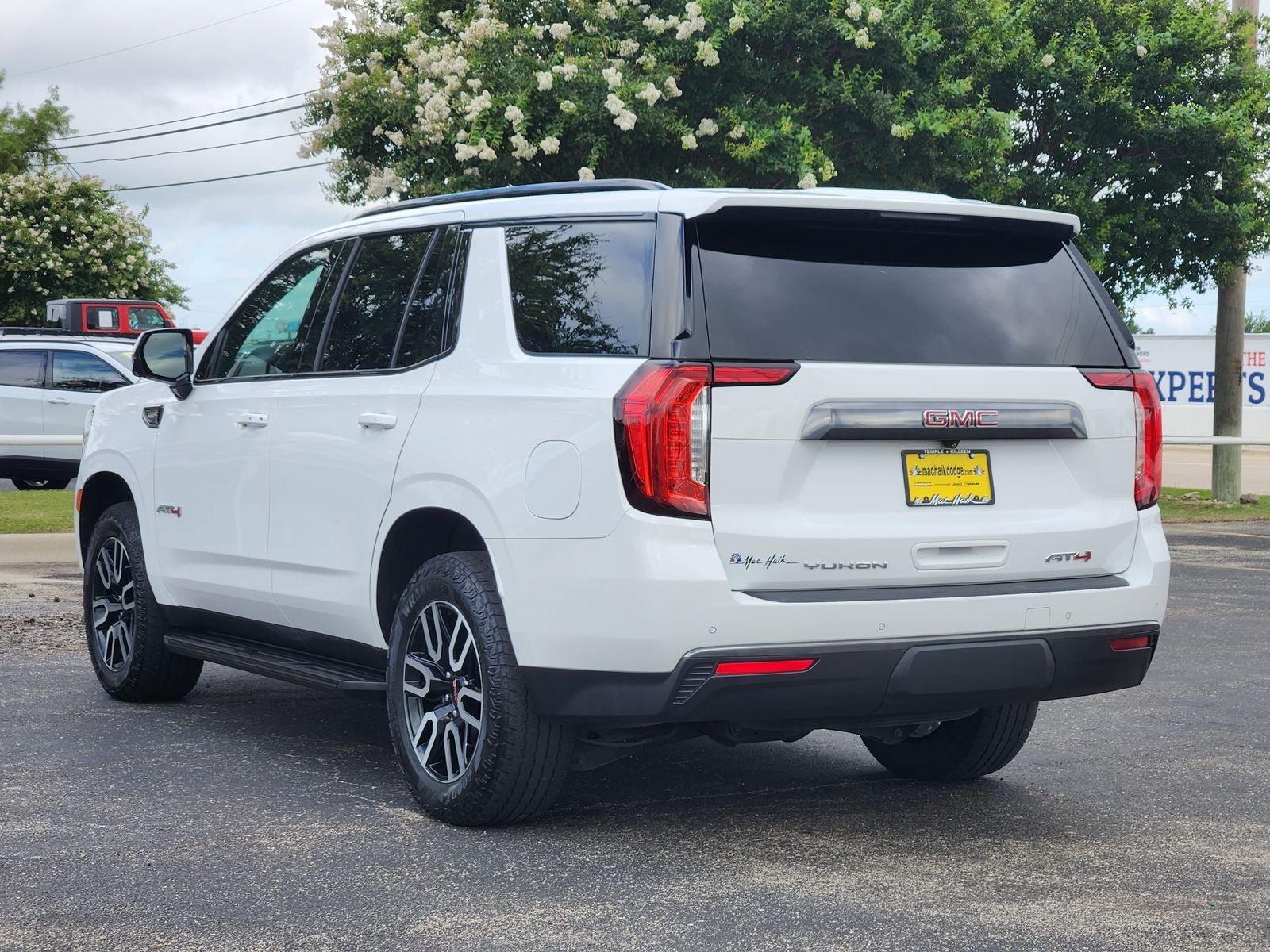 2024 GMC Yukon AT4