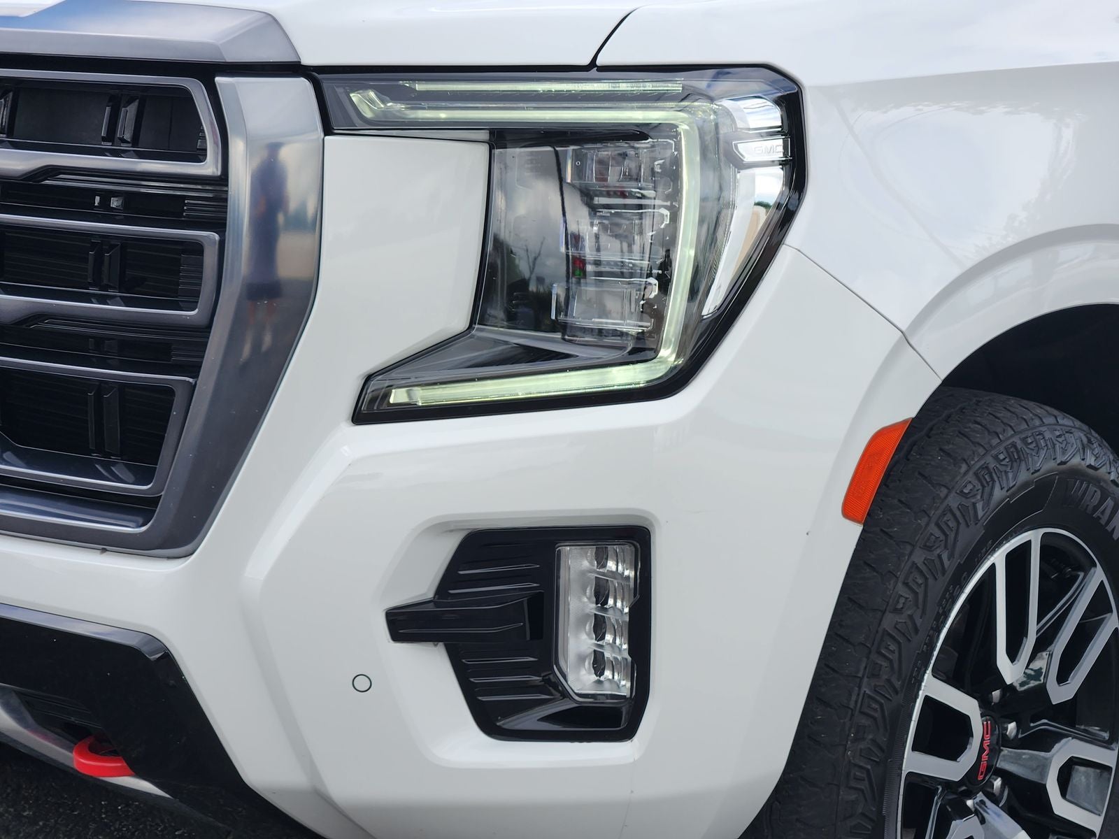 2024 GMC Yukon AT4