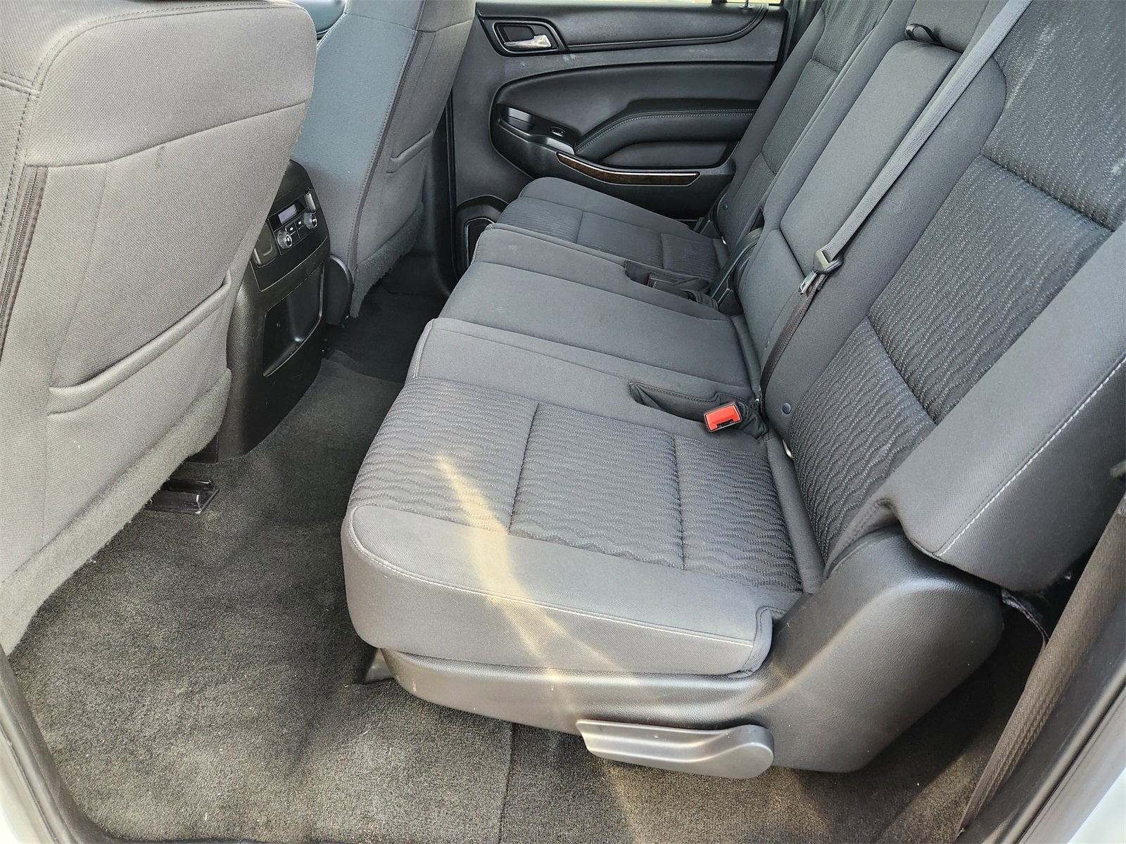 2018 Chevrolet Suburban LS