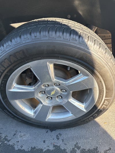 2018 Chevrolet Suburban LS