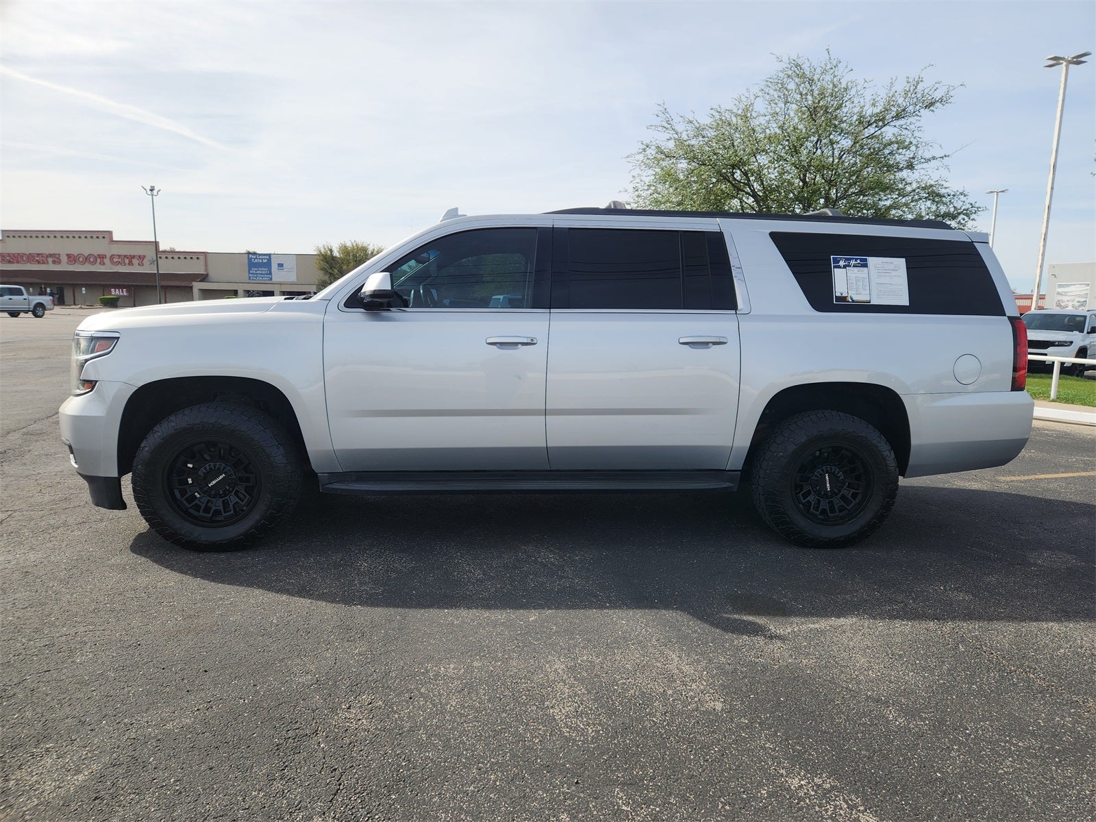2016 Chevrolet Suburban LT
