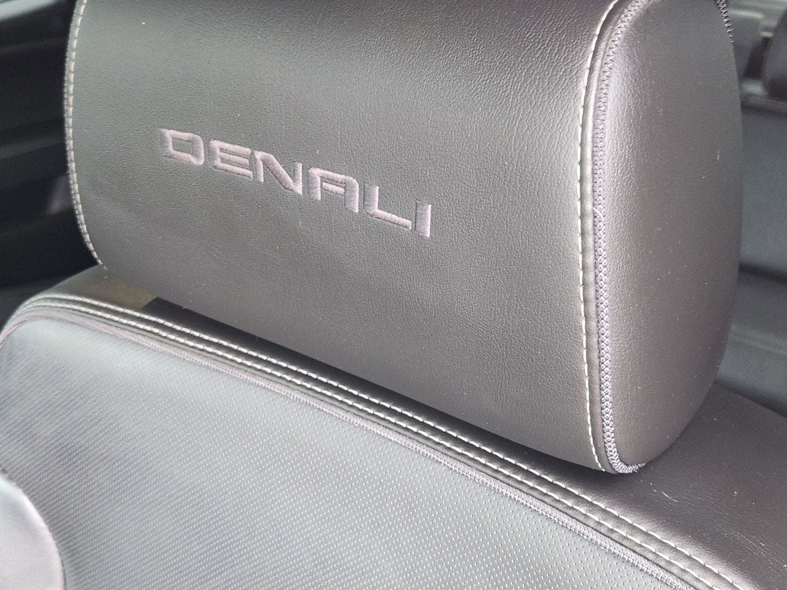 2019 GMC Sierra 2500HD Denali