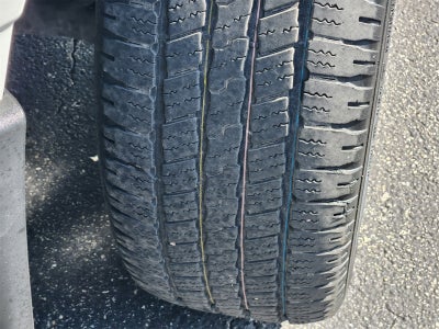 2023 Nissan Titan SV