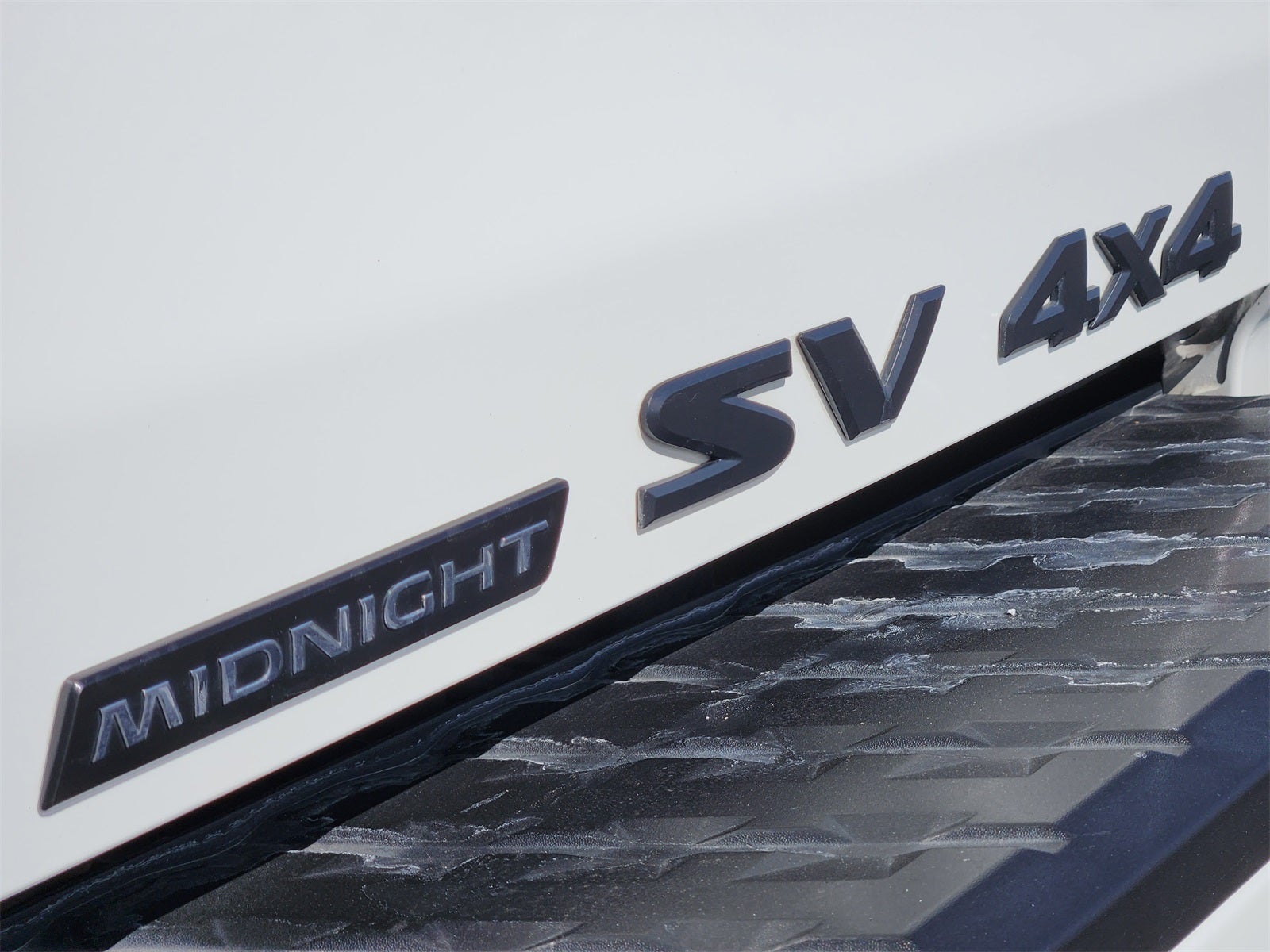 2023 Nissan Titan SV