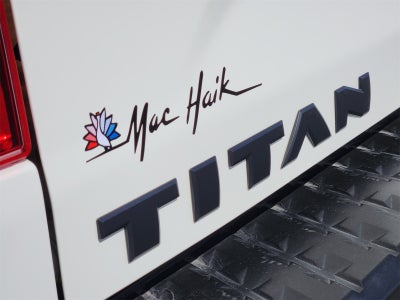 2023 Nissan Titan SV