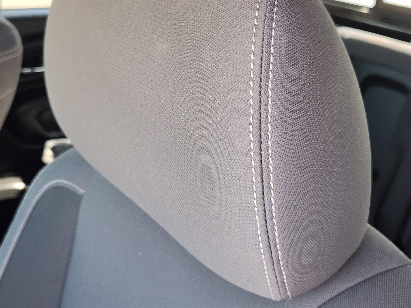 2023 Nissan Titan SV