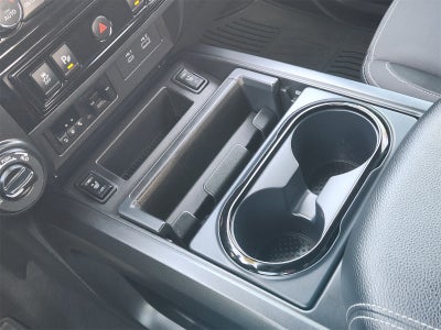 2023 Nissan Titan SV