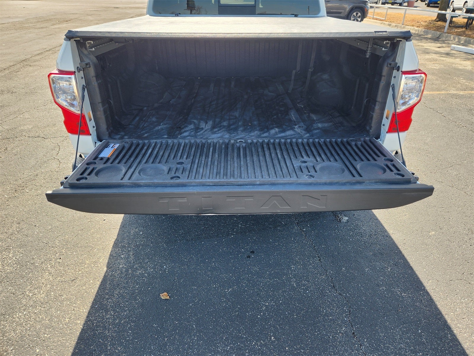 2023 Nissan Titan SV