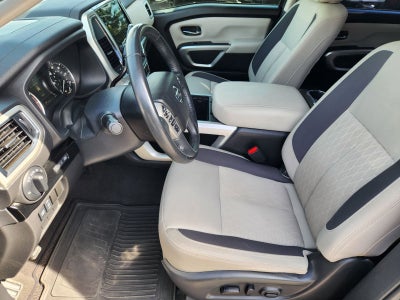 2021 Nissan Titan SV