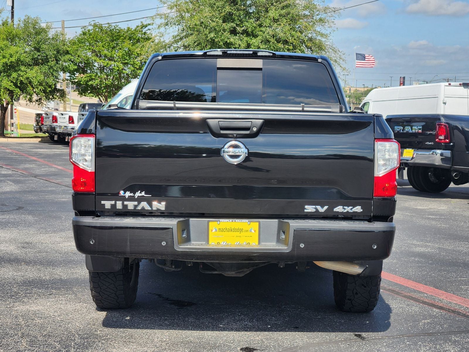 2021 Nissan Titan SV