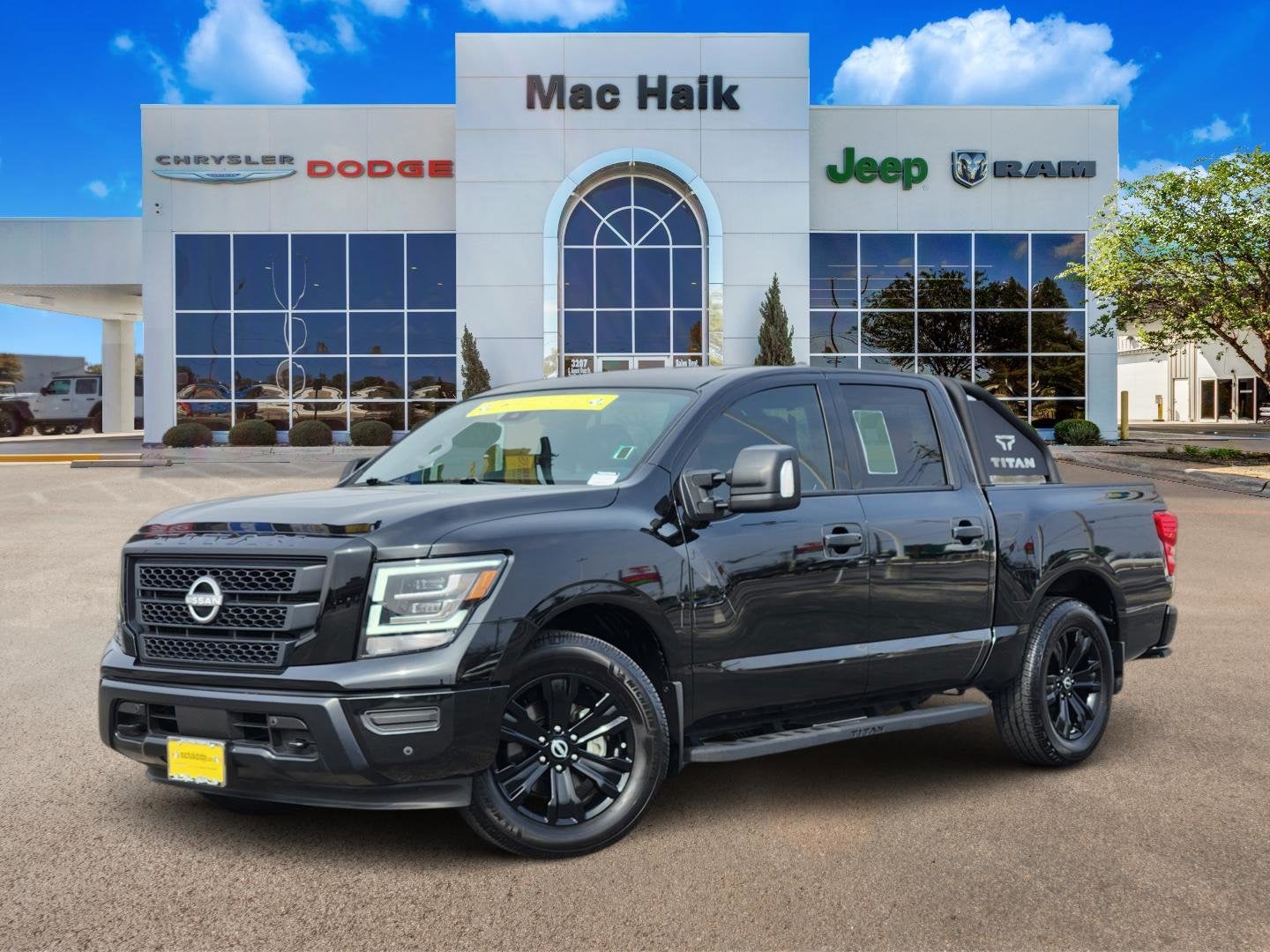 2024 Nissan Titan SV