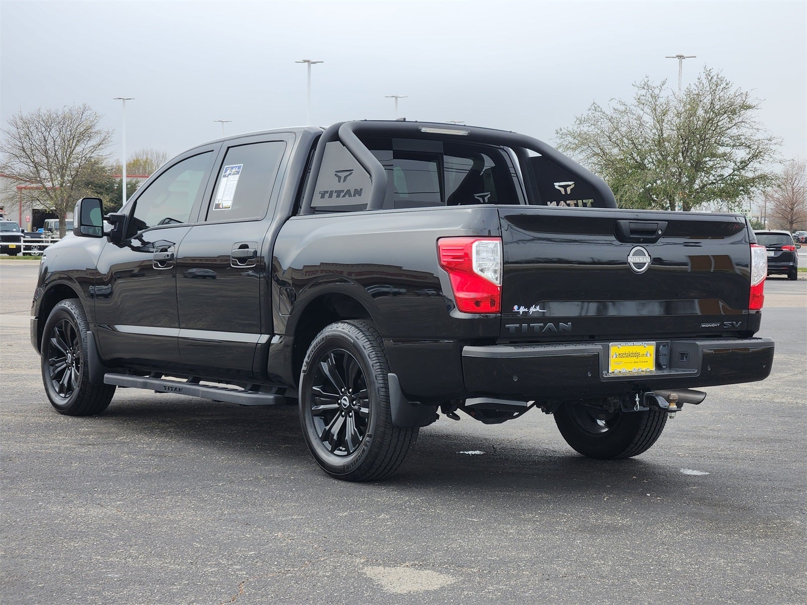 2024 Nissan Titan SV