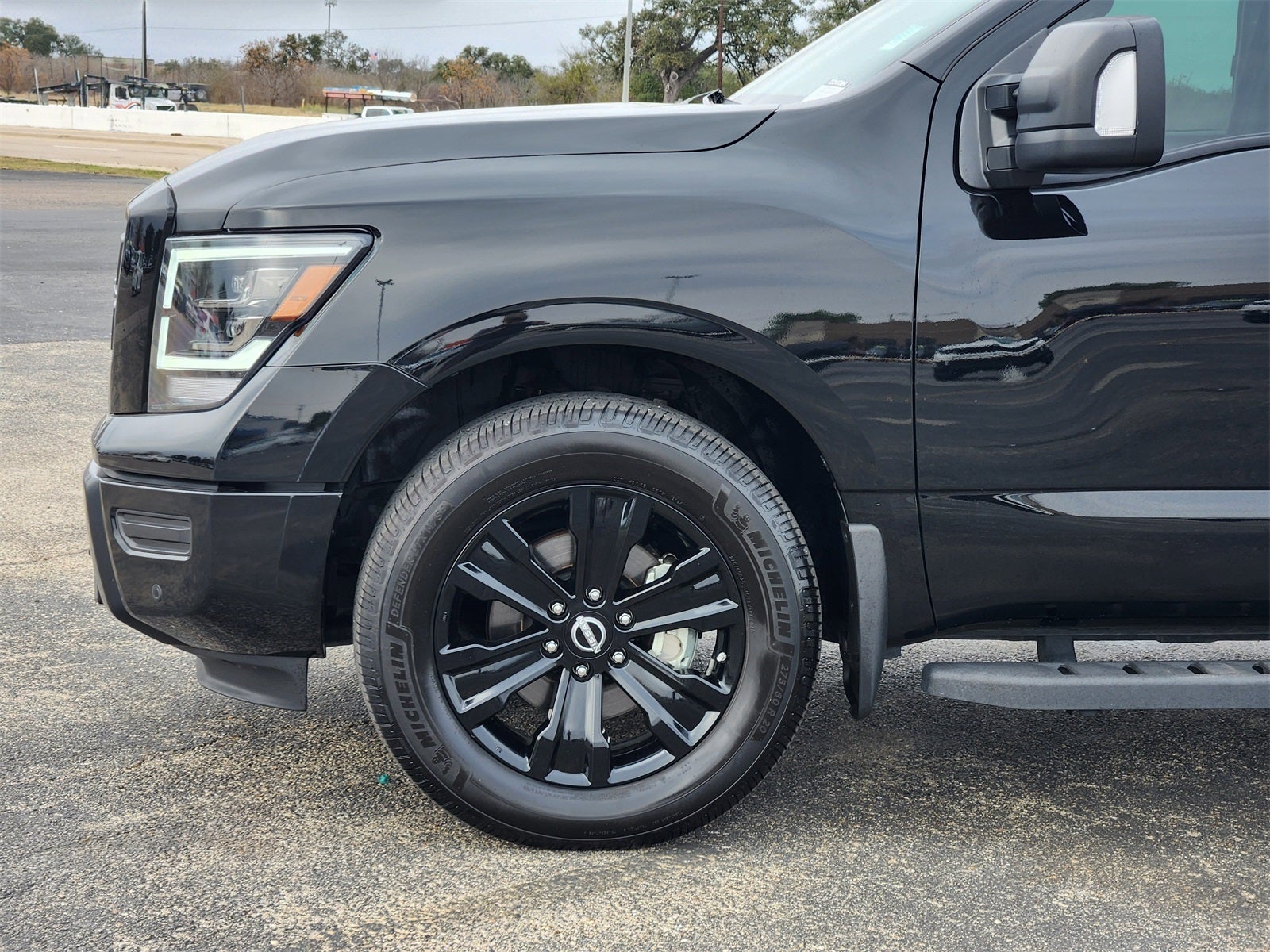 2024 Nissan Titan SV