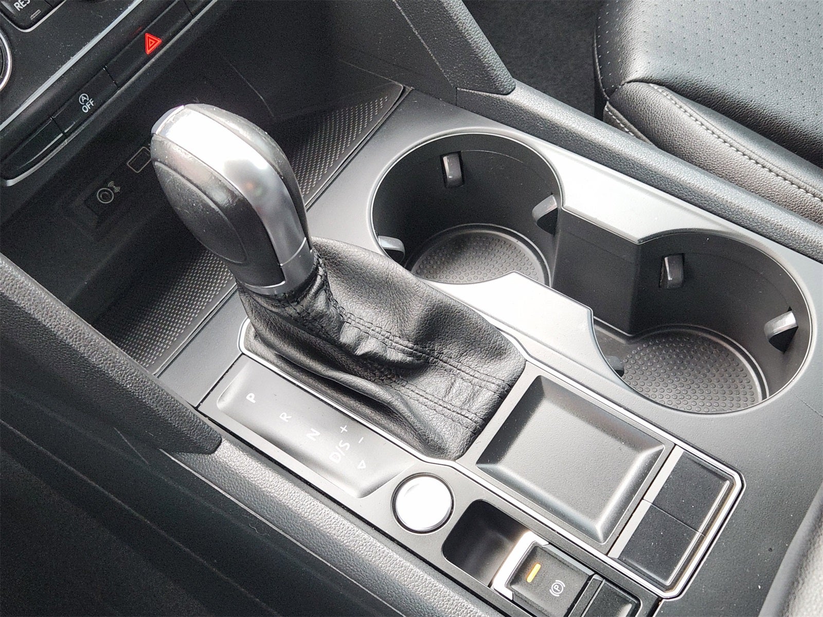 2019 Volkswagen Atlas 3.6L V6 SE R-Line