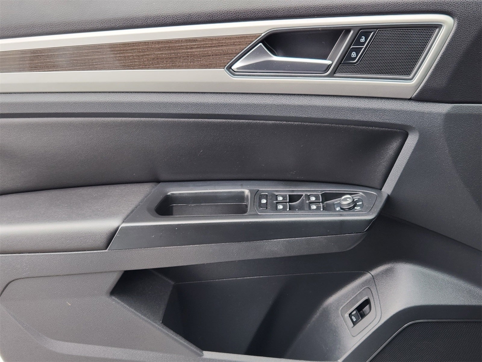 2019 Volkswagen Atlas 3.6L V6 SE R-Line