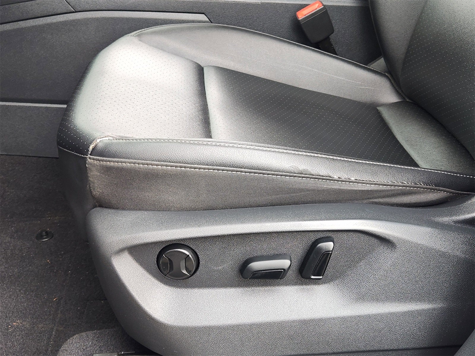 2019 Volkswagen Atlas 3.6L V6 SE R-Line