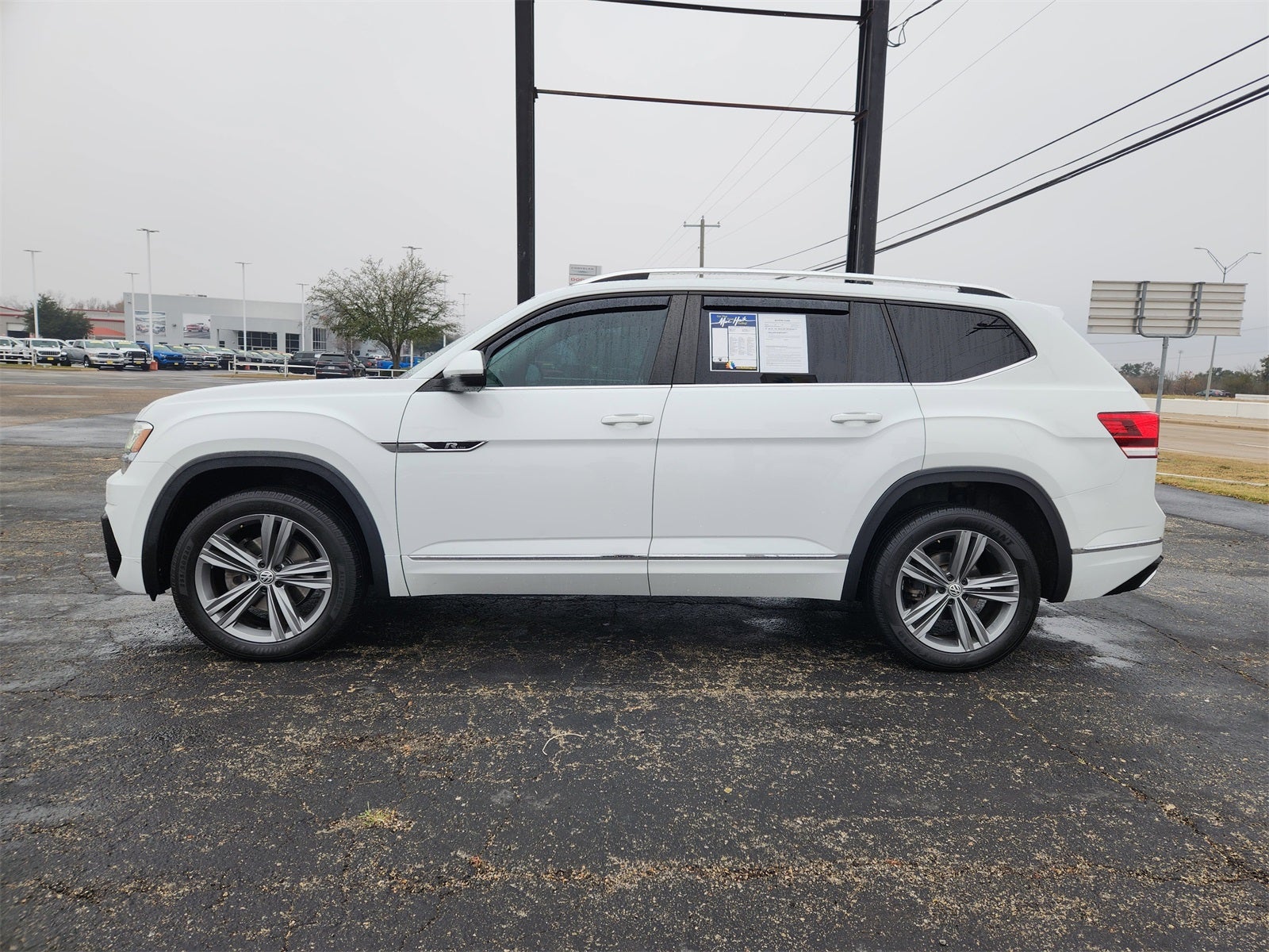 2019 Volkswagen Atlas 3.6L V6 SE R-Line