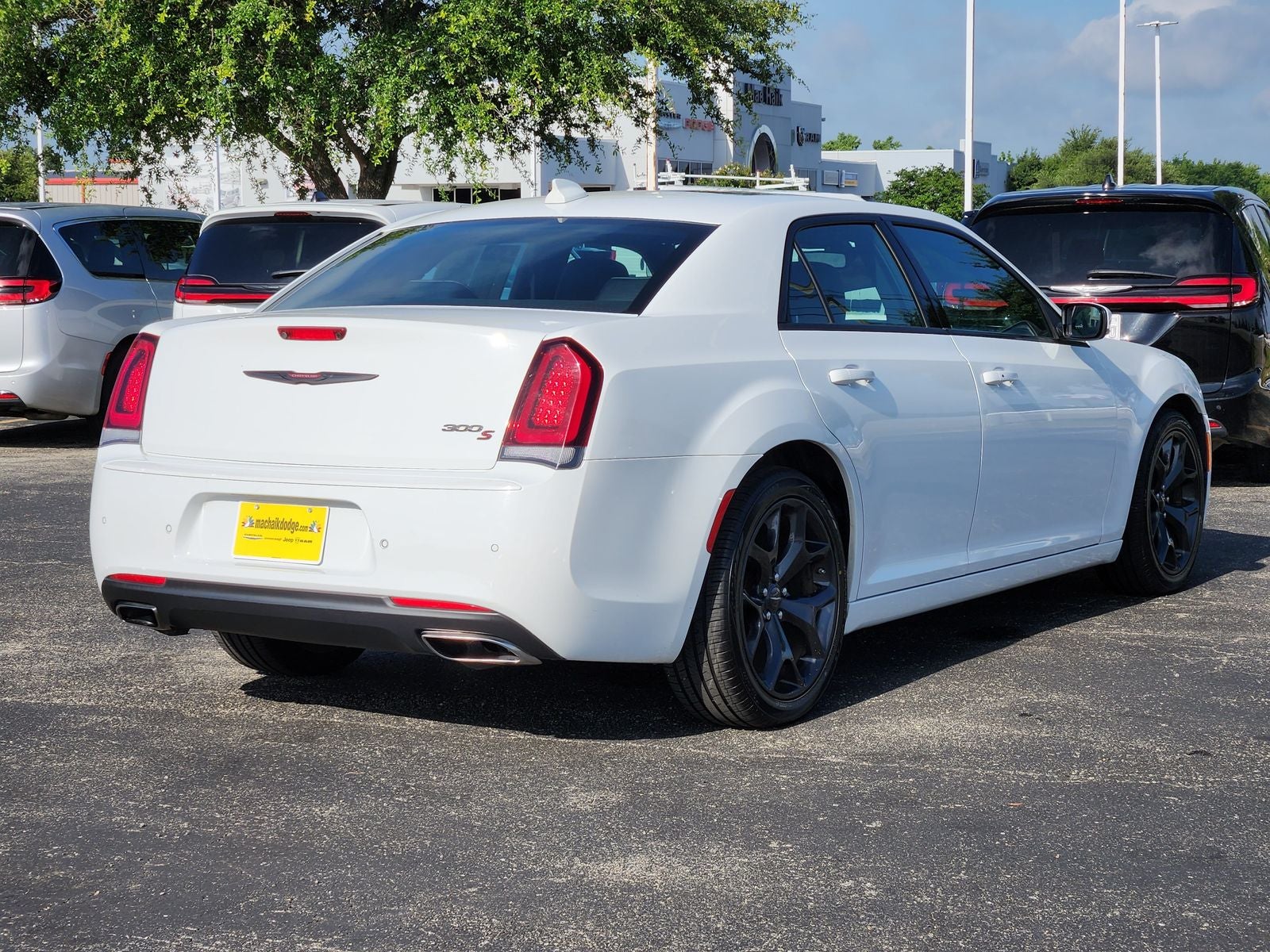 2023 Chrysler 300 S