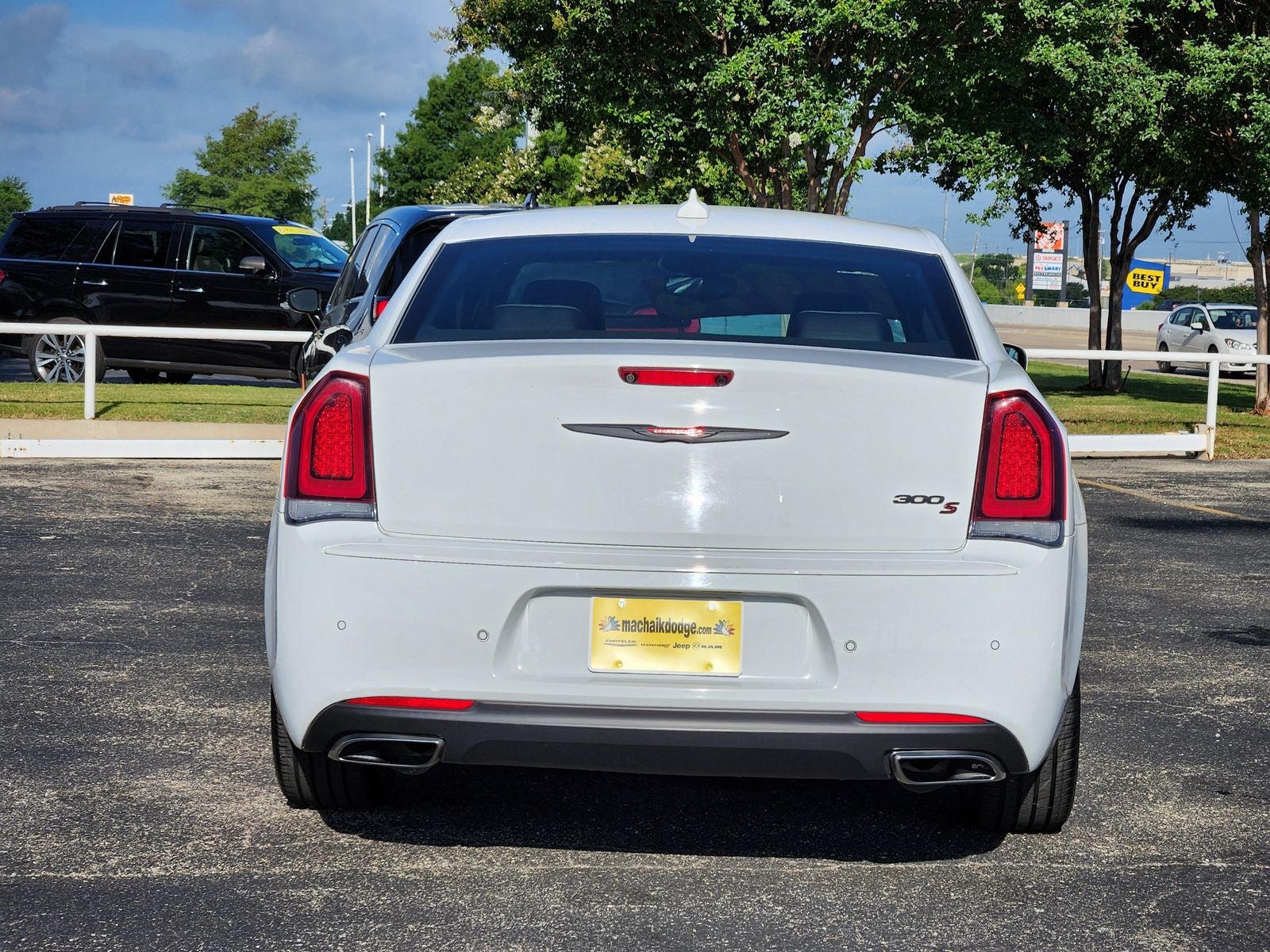 2023 Chrysler 300 S