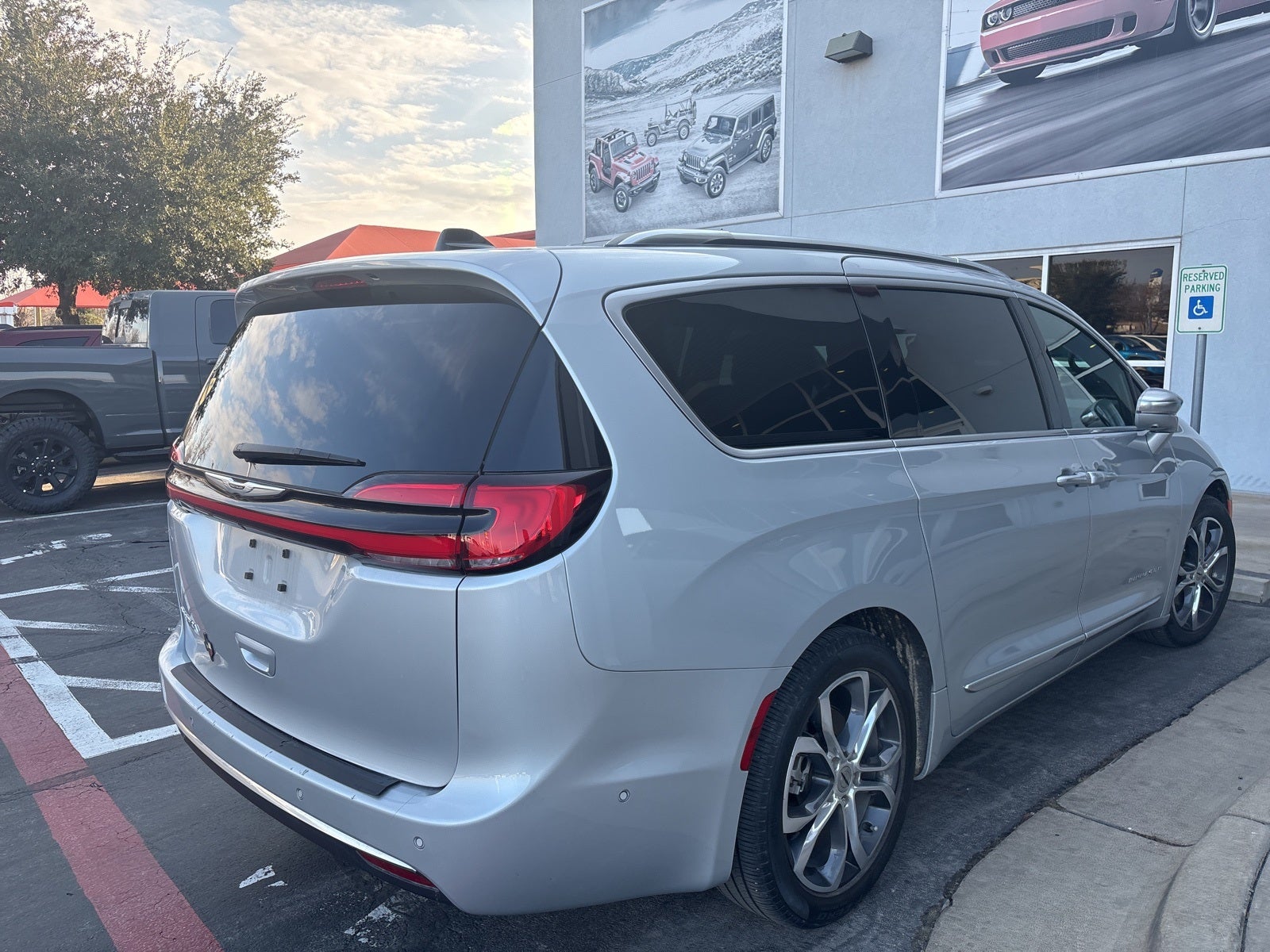 2024 Chrysler Pacifica Pinnacle