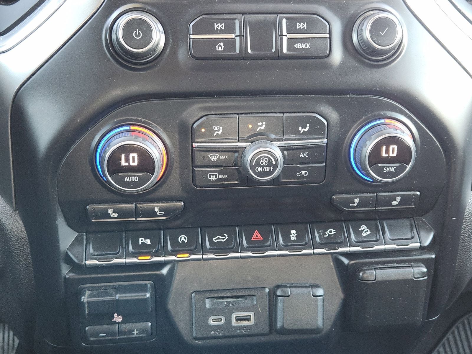 2020 Chevrolet Silverado 1500 LT Texas Edition