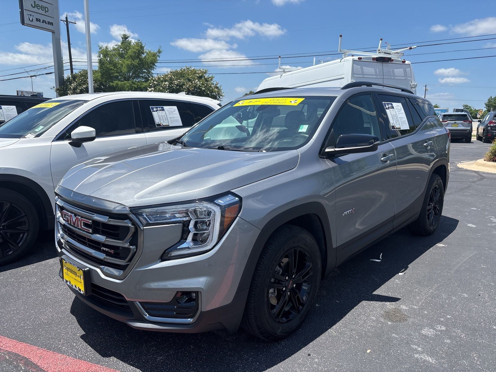 2023 GMC Terrain AT4 AWD's photo