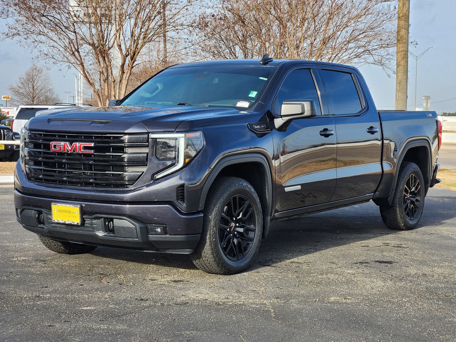 2025 GMC Sierra 1500 Elevation