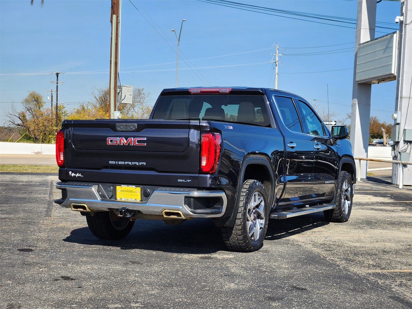 2023 GMC Sierra 1500 SLT