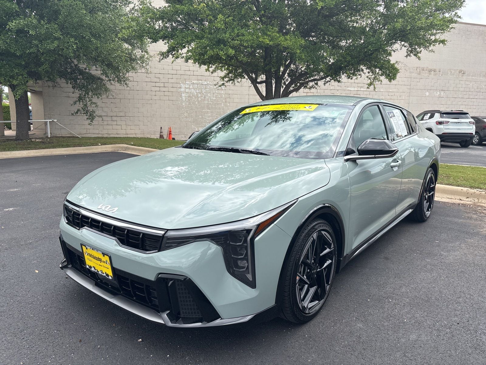 2025 Kia K4 GT-Line AT's photo