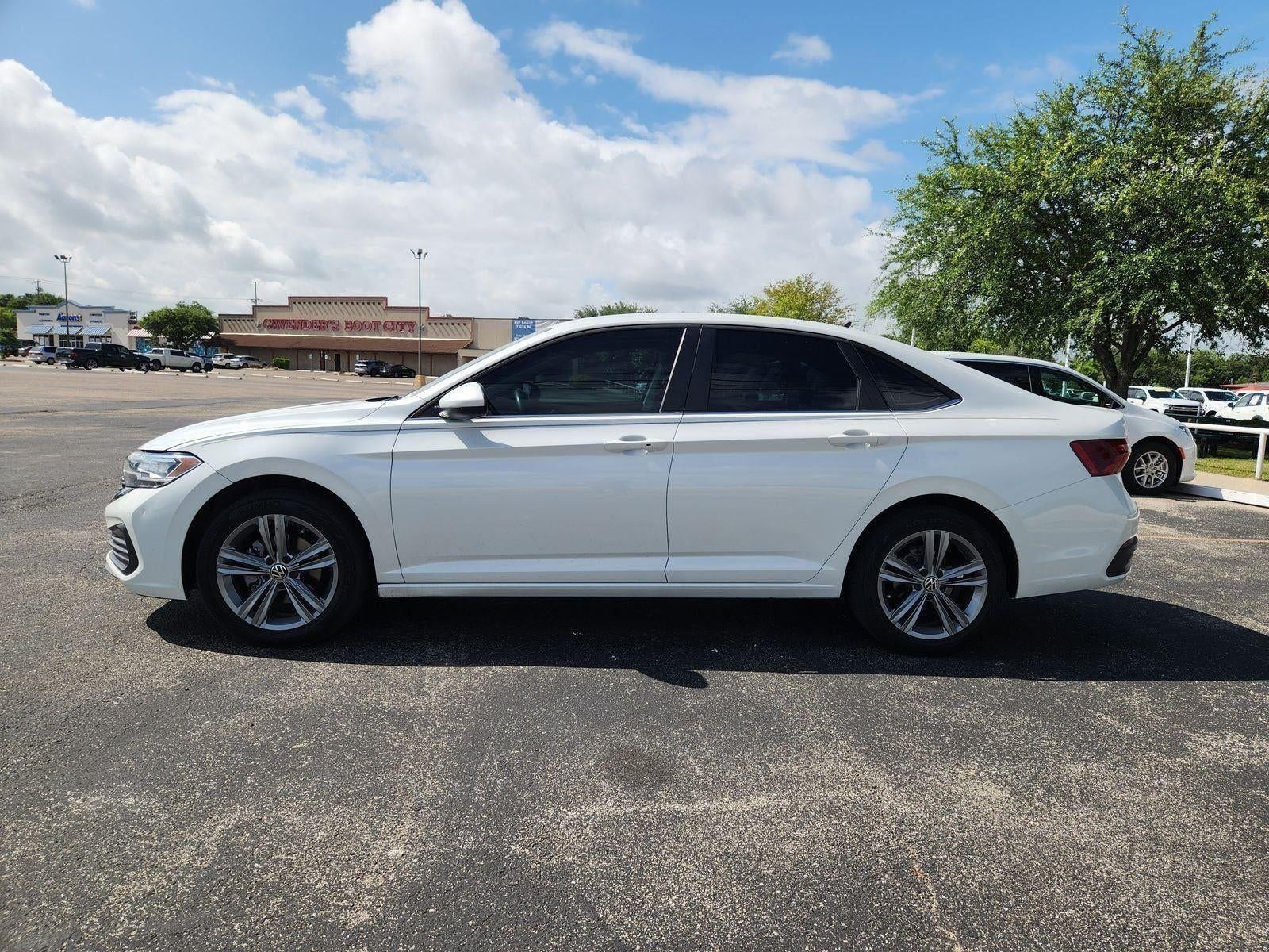 2023 Volkswagen Jetta SE