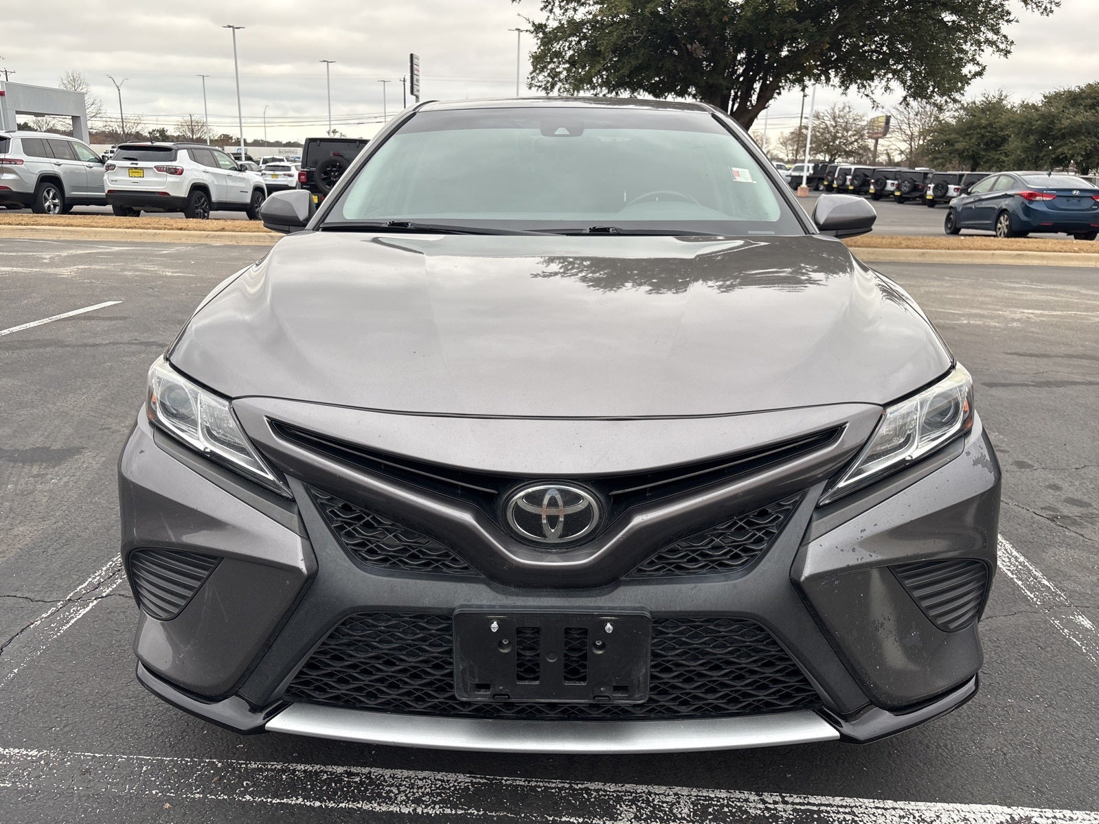 2020 Toyota Camry SE