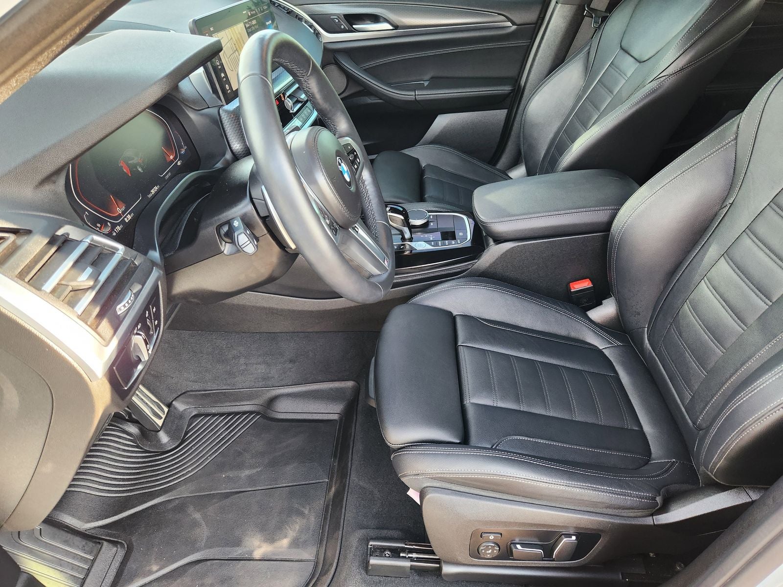 2024 BMW X4 xDrive30i