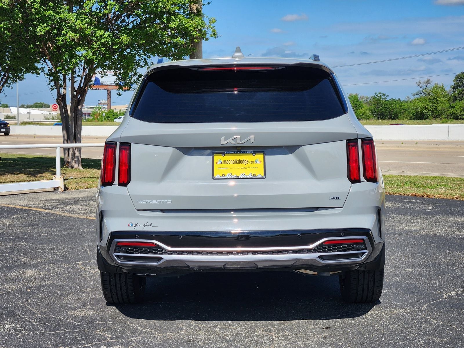 2023 Kia Sorento SX