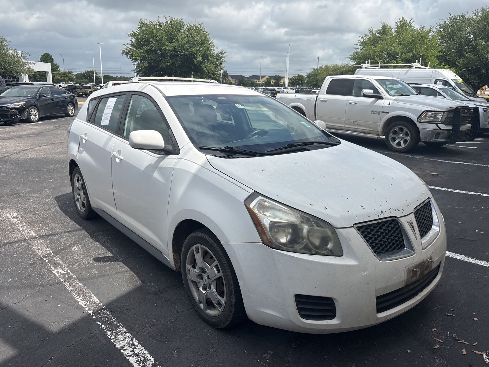 2009 Pontiac Vibe Base