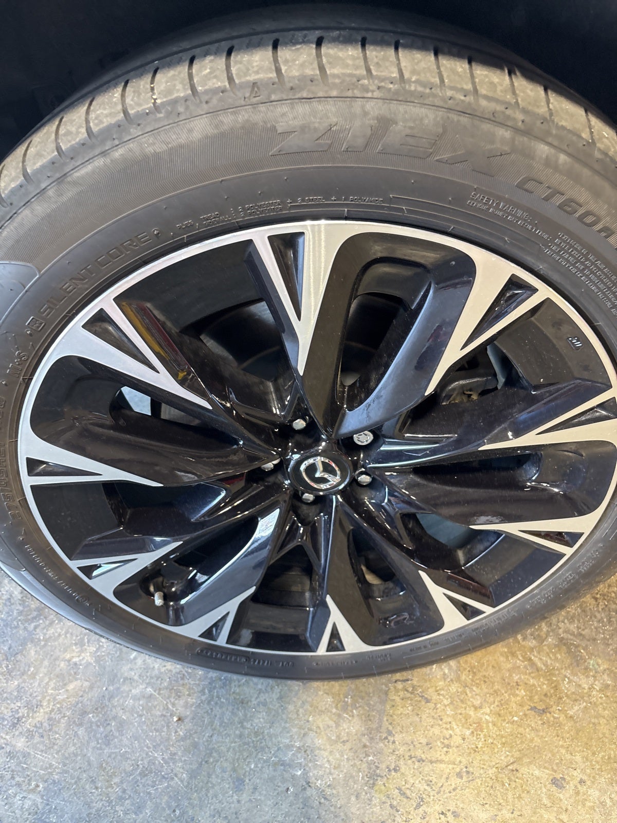 2025 Mazda Mazda CX-90 PHEV Premium Plus