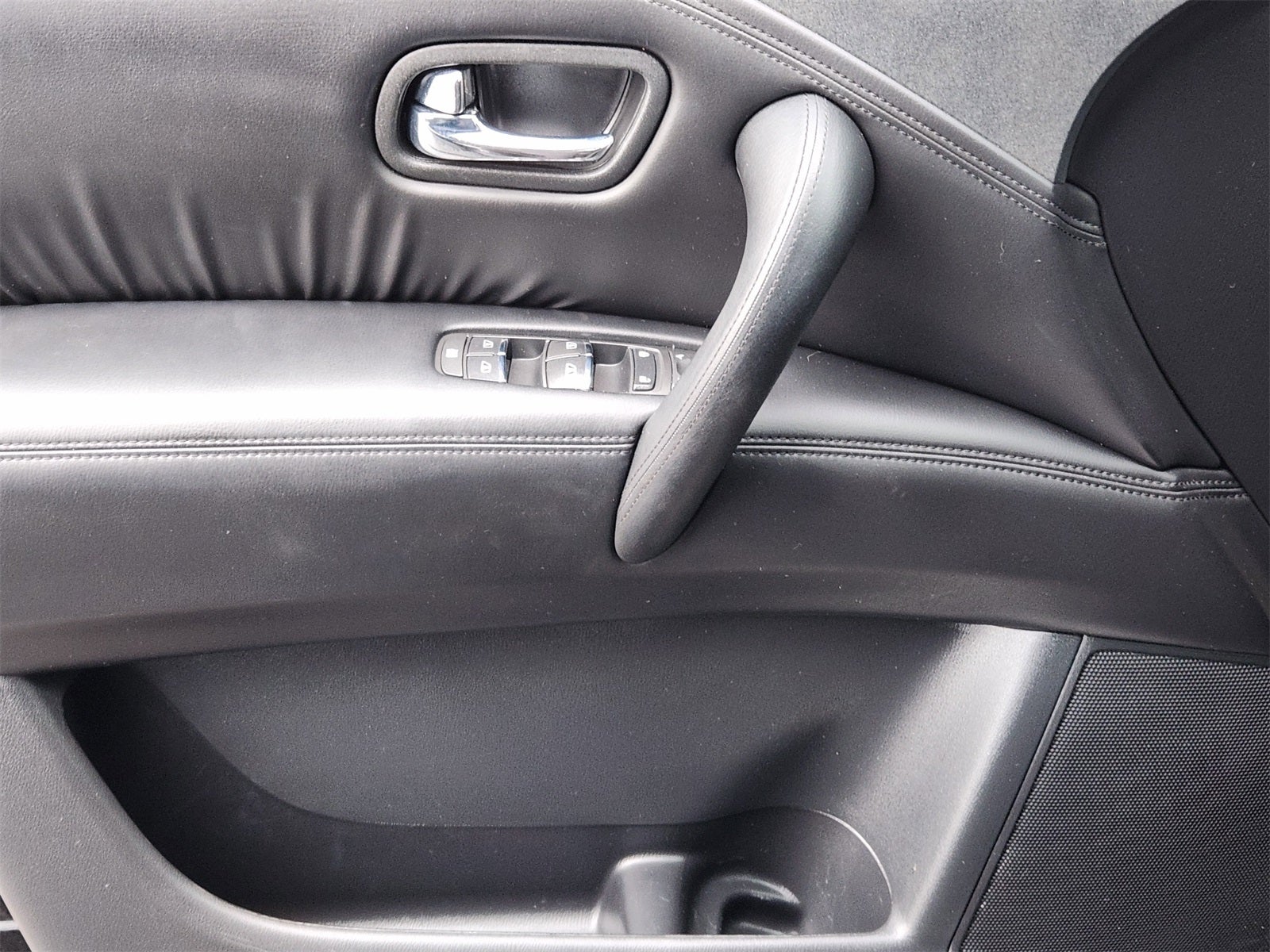 2021 Nissan Armada SV