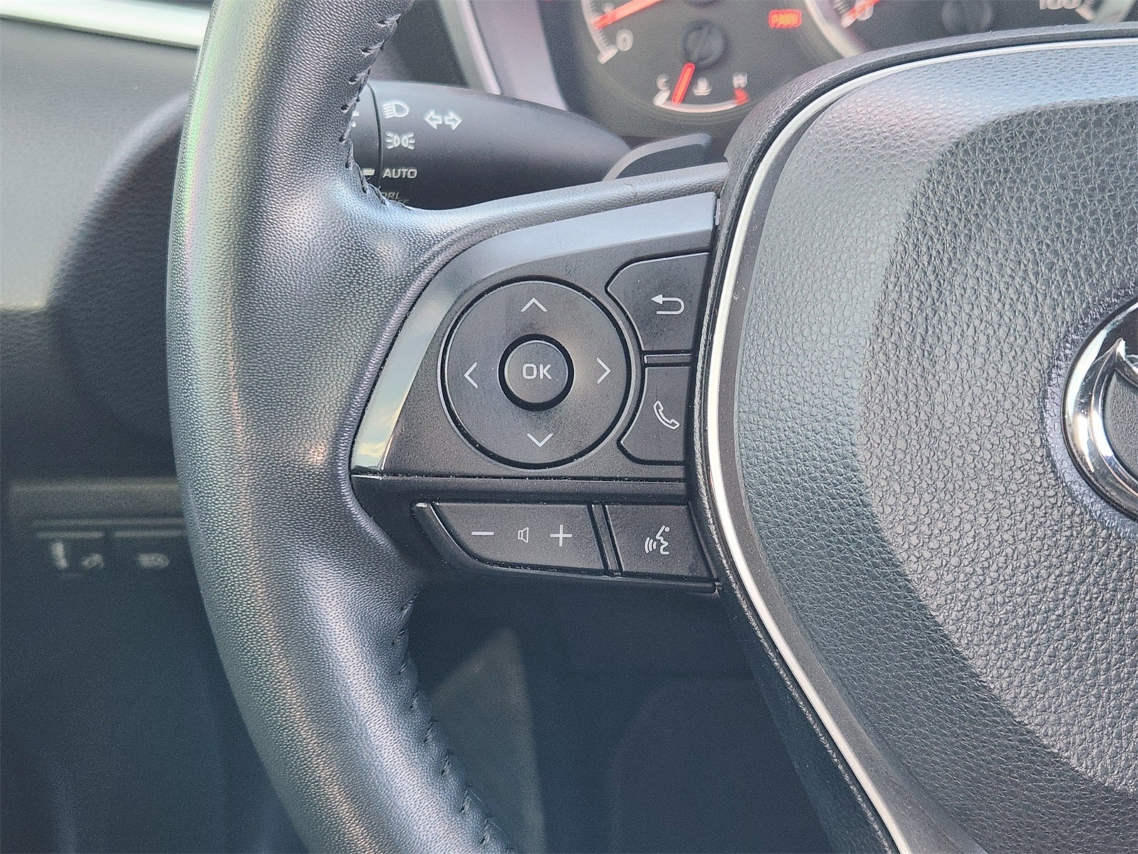 2021 Toyota Corolla Hatchback SE