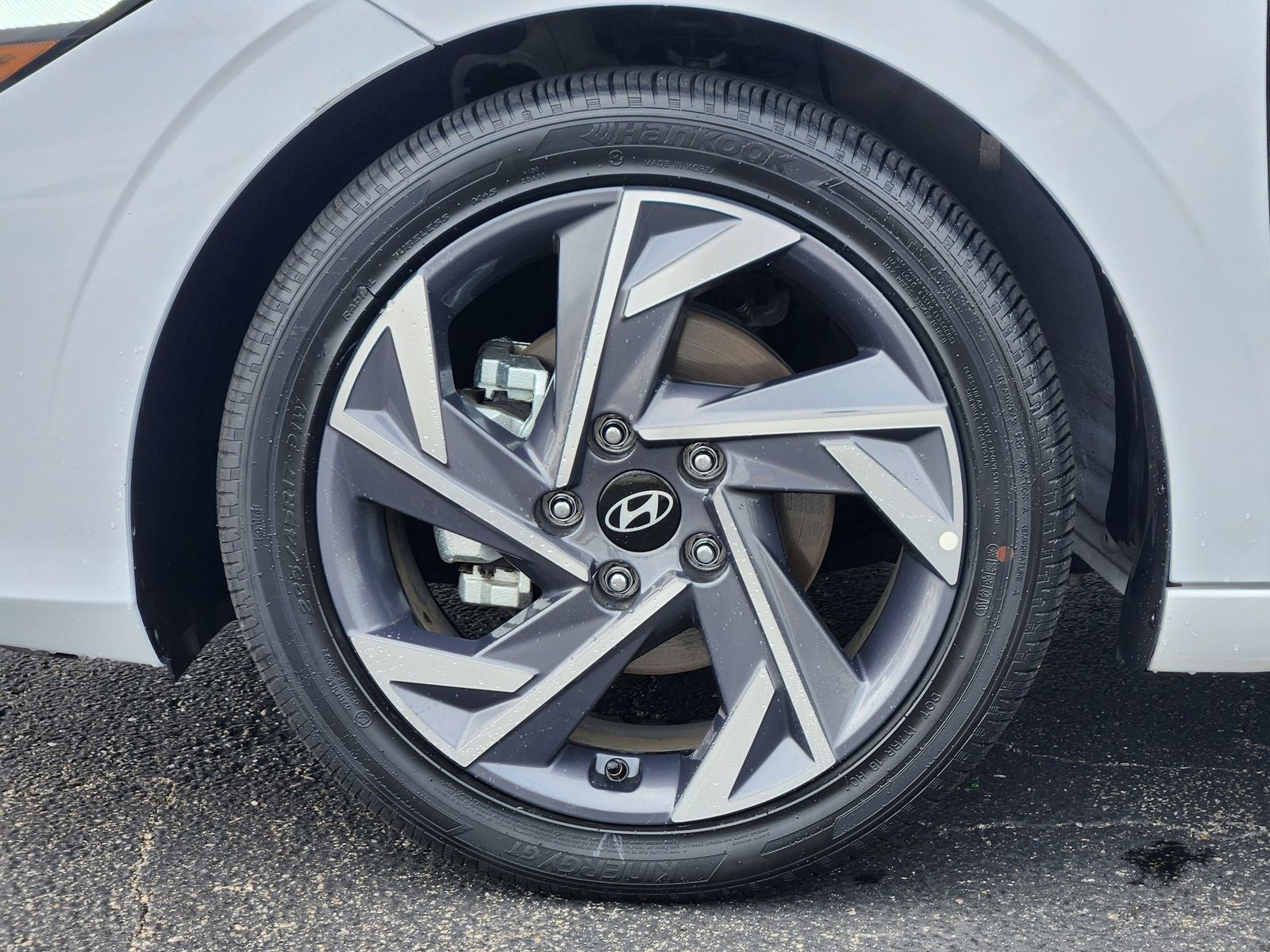 2025 Hyundai Elantra Hybrid Limited