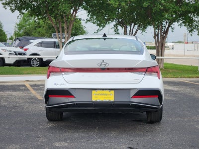 2025 Hyundai Elantra Hybrid Limited